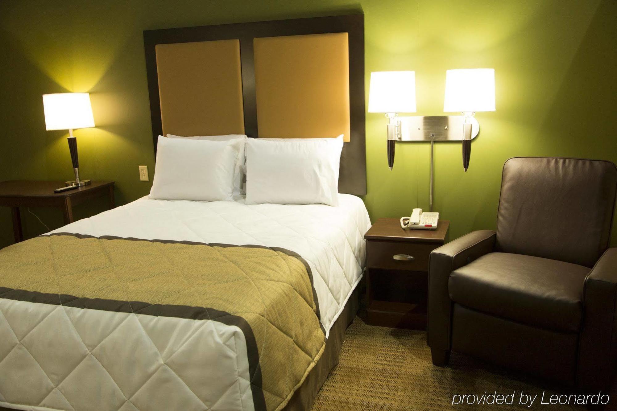 เอ็กซ์เทนด์ สเตย์ อเมริกา ฟินิกซ์-อีสต์ แชนด์เลอร์ บูเลอวาร์ด Hotel ฟีนิกซ์ ภายนอก รูปภาพ